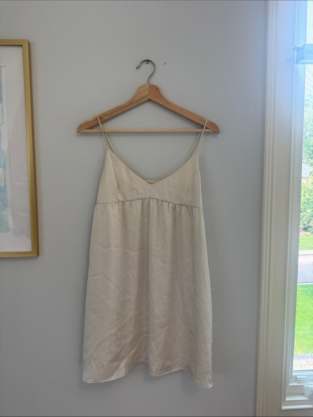 ARITZIA Wilfred Women's Cream Slip Dress